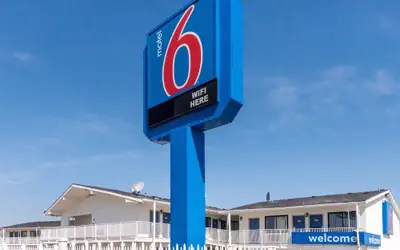 Motel 6 Fort Worth, TX - North
