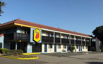 Super 8 by Wyndham Petaluma