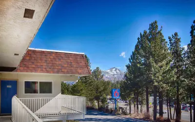 Motel 6 Mammoth Lakes, CA