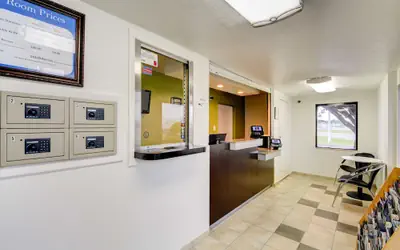 Studio 6 Midwest City, OK - Oklahoma City