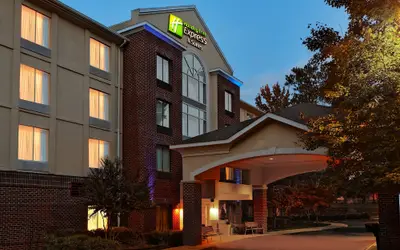 Holiday Inn Express Hotel & Suites Richmond-Brandermill by IHG