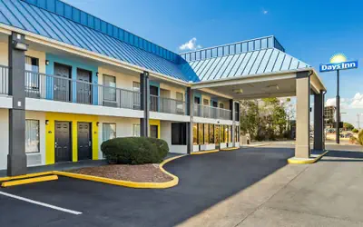 Days Inn by Wyndham Ocean Springs