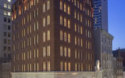 International House Hotel