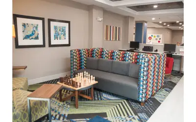 Holiday Inn Express & Suites Norfolk by IHG