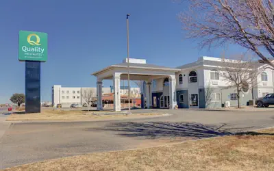 Quality Inn & Suites Roswell North