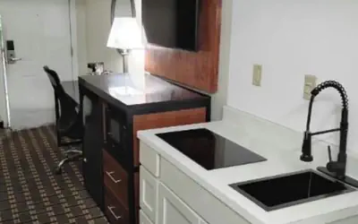 Travelodge by Wyndham Jackson I-40 Exit 82