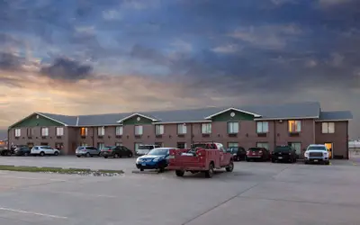 Super 8 by Wyndham Salina I-70