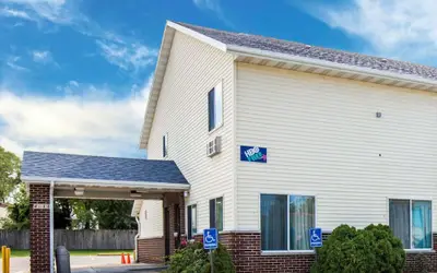 Rodeway Inn Cedar Rapids Westdale