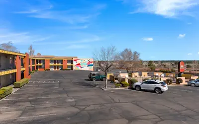 Kings House Motor Hotel, a Dazzler Select by Wyndham