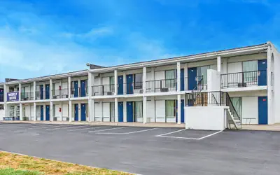 Relax Inn by OYO Columbus OH I 70