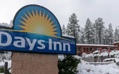 Days Inn by Wyndham Prescott
