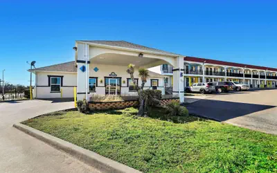 Days Inn by Wyndham Gainesville