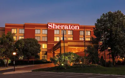 Sheraton Minneapolis West Hotel