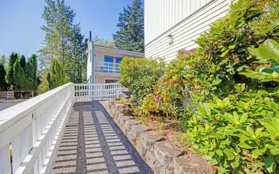 Capital O Stevenson Inn Riverside