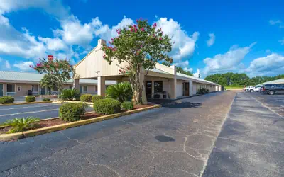 Rodeway Inn & Suites Brookhaven