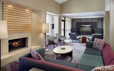 Courtyard by Marriott Fayetteville