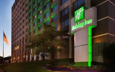 Holiday Inn Downtown - Mercy Area by IHG