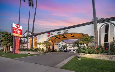 Best Western Plus Newport Mesa Inn
