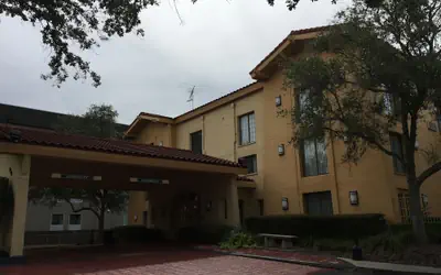 Days Inn by Wyndham Gainesville University I-75