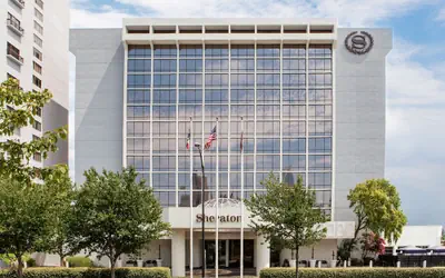 Sheraton Charlotte Hotel