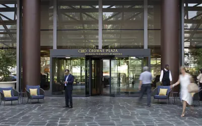 Crowne Plaza Atlanta Perimeter at Ravinia by IHG