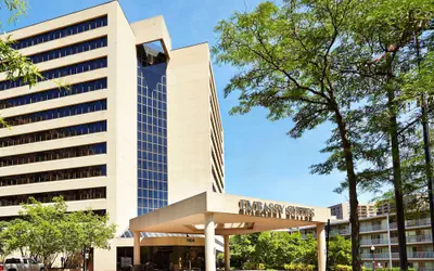 Embassy Suites by Hilton Crystal City National Airport