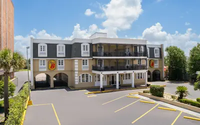 Super 8 by Wyndham New Orleans