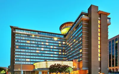 DoubleTree by Hilton Washington DC - Crystal City