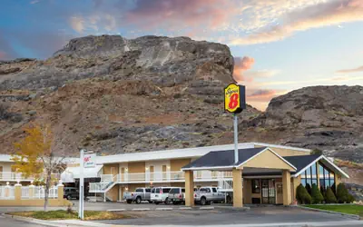 Super 8 by Wyndham Wendover