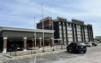 La Quinta Inn & Suites by Wyndham Indianapolis South