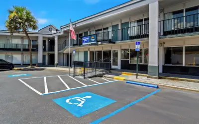 Rodeway Inn Orange Park - Jacksonville near Naval Air Station