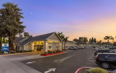Best Western Town & Country Lodge