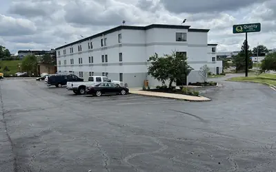 Quality Inn Merriam Kansas City