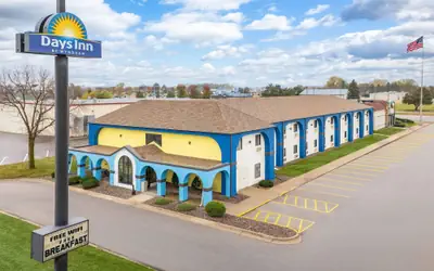 Days Inn by Wyndham Austin