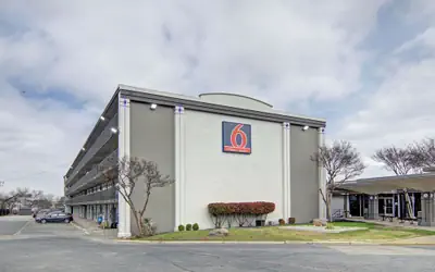Motel 6 Mesquite, TX – Town East