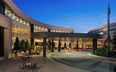 DoubleTree by Hilton Washington Dulles Airport