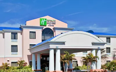 Holiday Inn Express Hotel & Suites Lake Okeechobee by IHG