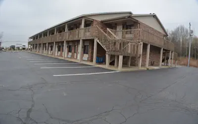 Best Western Beacon Inn