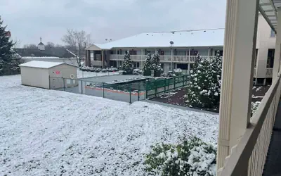 Travelodge by Wyndham Sellersburg / Louisville North