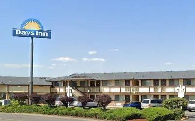Days Inn by Wyndham Auburn