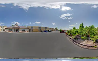 Quality Inn & Suites Plattsburgh