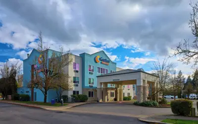 Comfort Suites Springfield-Eugene