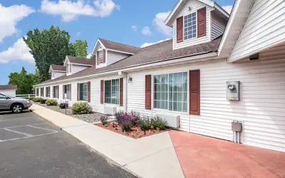 Econo Lodge Inn & Suites Eau Claire South