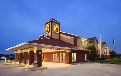 Super 8 by Wyndham Salem