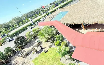 Lantern Inn & Suites