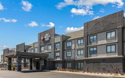 Best Western Plus Savannah Gateway