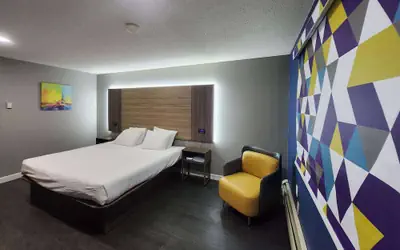 Super 8 by Wyndham Hayward WI