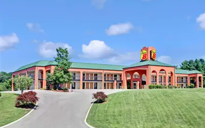 Super 8 by Wyndham Knoxville East