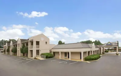 Days Inn by Wyndham Alexander City