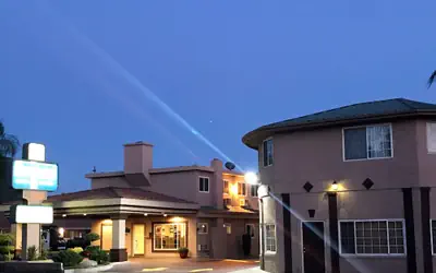 Signature Inn Merced Yosemite Parkway